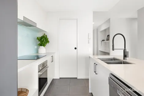 Property photo of 202/5 Bermagui Crescent Buddina QLD 4575
