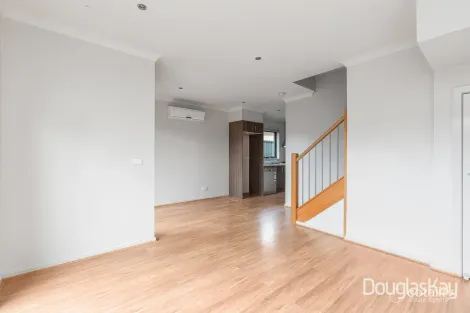 Property photo of 42 Compton Parade Sunshine North VIC 3020
