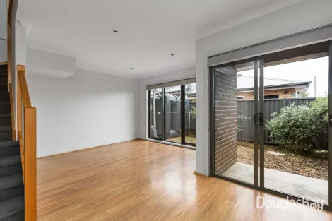 Property photo of 42 Compton Parade Sunshine North VIC 3020