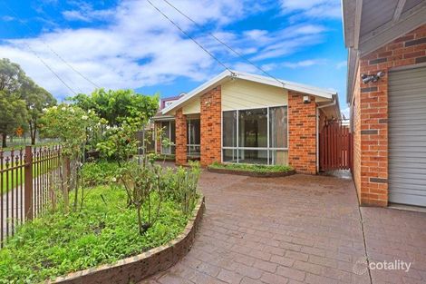18 Koala Rd, Greenacre, NSW 2190