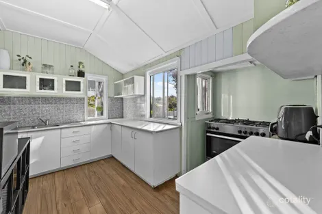 Property photo of 37 Saint Clements Road Oxley QLD 4075