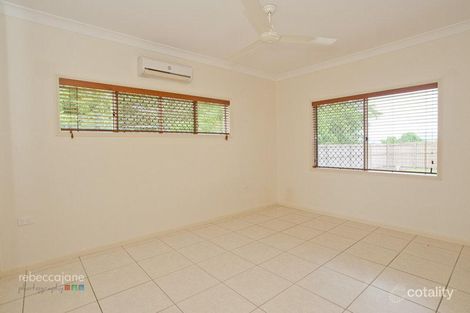 Property photo of 6 Tin Sang Close Edmonton QLD 4869
