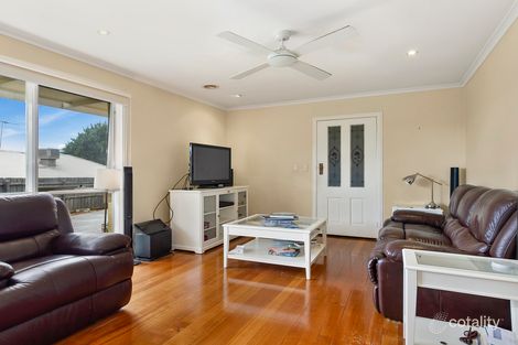 Property photo of 6 Clubpoint Drive Chirnside Park VIC 3116