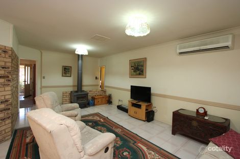 Property photo of 2 Sequoia Place Inverell NSW 2360