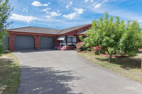 32 Shasta Dr, Delacombe, VIC 3356