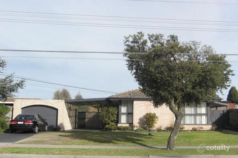 8 Elmbank Dr, Keysborough, VIC 3173