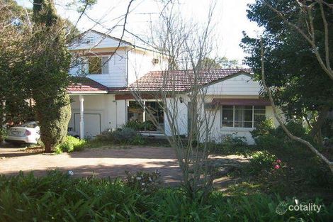 Property photo of 12 Benaroon Avenue St Ives NSW 2075