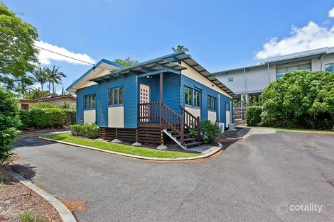 94 Falconer St, Southport, QLD 4215