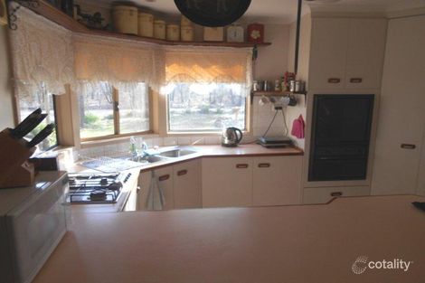 Property photo of 3 Red Jacket Lane Eaglehawk North VIC 3556