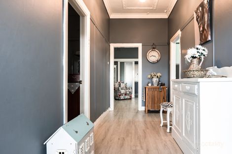 Property photo of 18 Oak Street Leeton NSW 2705