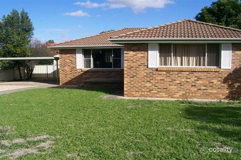 Property photo of 13 Askin Close Scone NSW 2337