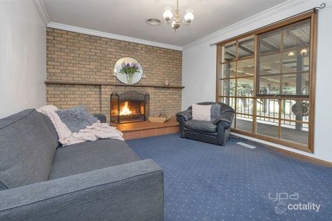Property photo of 38 Devon Avenue Cockatoo VIC 3781
