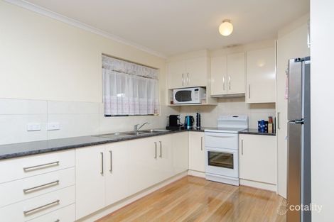 Property photo of 4 Henry Court Morphett Vale SA 5162