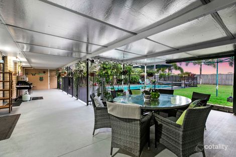 Property photo of 54 Foreshore Drive Urangan QLD 4655