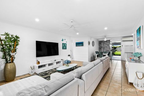 Property photo of 54 Foreshore Drive Urangan QLD 4655
