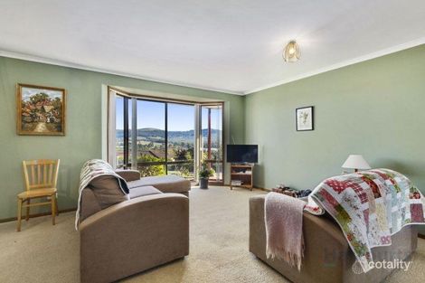Property photo of 16 Village Drive Kingston TAS 7050