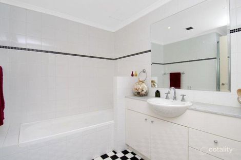 Property photo of 9/24 Karrabee Avenue Huntleys Cove NSW 2111
