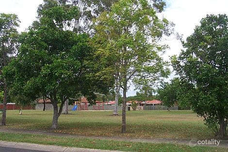 10 Launch Rd, Mermaid Waters, QLD 4218