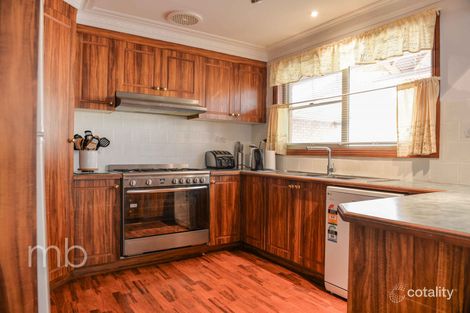 Property photo of 6 Shamrock Place Orange NSW 2800