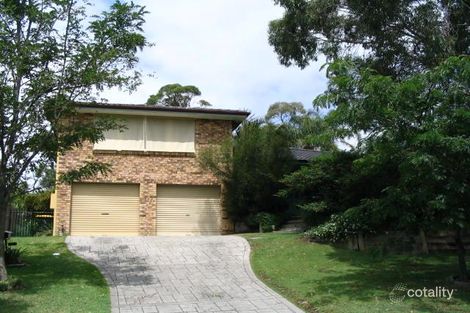 9 Logan Cl, Macquarie Hills, NSW 2285