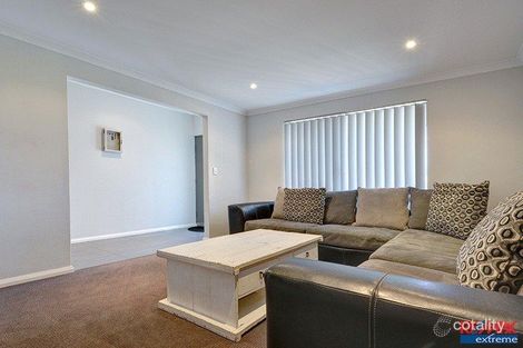 Property photo of 28 Abbey Green Road Banksia Grove WA 6031