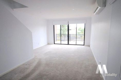 Property photo of 43 Ulmara Parkway Maidstone VIC 3012