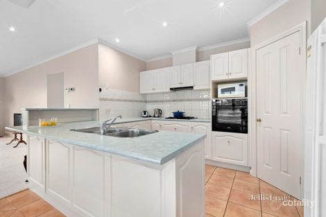 Property photo of 21 St Swindons Avenue Lake Gardens VIC 3355