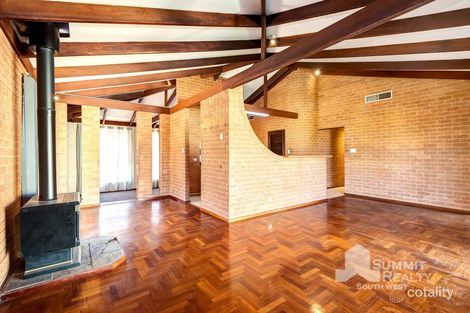 Property photo of 4 Duignan Place Australind WA 6233