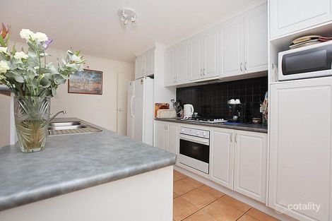 Property photo of 1/136 Halloran Drive Jerrabomberra NSW 2619