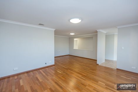 Property photo of 21 Bergalia Mews Currambine WA 6028