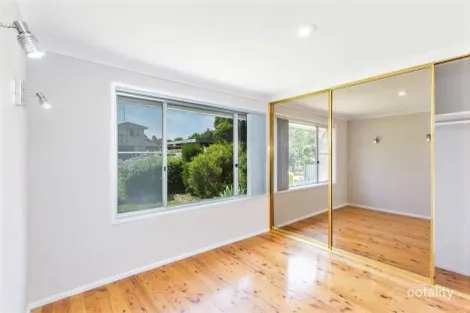 Property photo of 12 Lobelia Street Albion Park Rail NSW 2527
