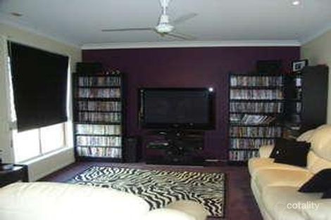 Property photo of 18 Kareela Court Kippa-Ring QLD 4021