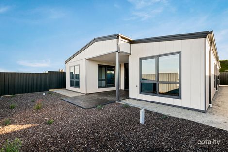 Property photo of 24 Studd Road Pakenham VIC 3810