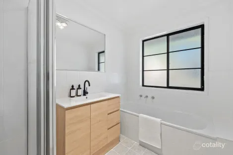 Property photo of 2 Silvan Lane Conder ACT 2906