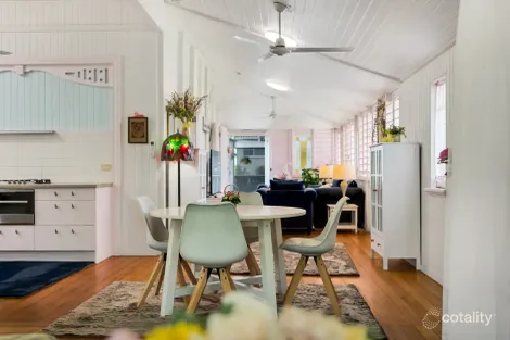 Property photo of 1 Beryl Street Cairns North QLD 4870