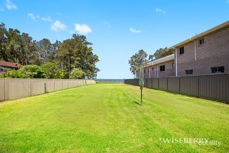 Property photo of 368 Tuggerawong Road Tuggerawong NSW 2259