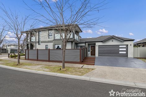 Property photo of 23 The Grange Caroline Springs VIC 3023
