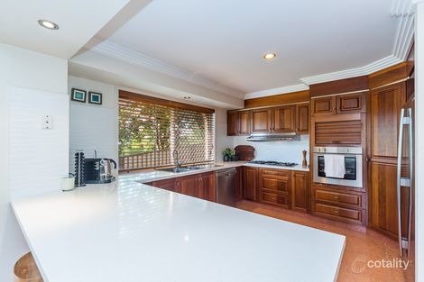 Property photo of 9 Airlie Place Helensvale QLD 4212