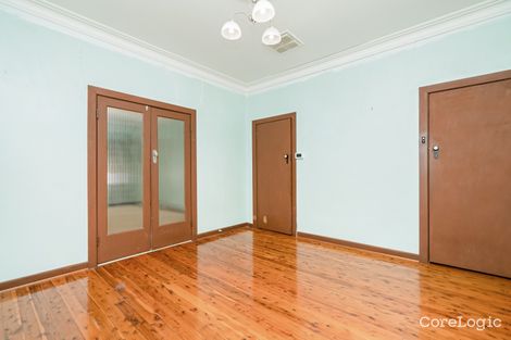 Property photo of 11 Mair Street Turvey Park NSW 2650