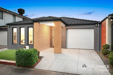 Property photo of 40 Lafayette Crescent Point Cook VIC 3030