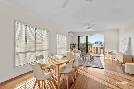 2/46 Second Ave, Palm Beach, QLD 4221