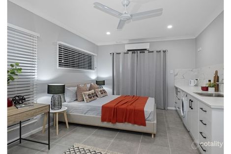 2/5A HUGH ST, WEST END, QLD 4810