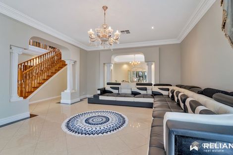 Property photo of 13 Bramshaw Crescent Hillside VIC 3037