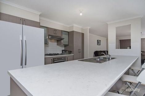 Property photo of 2 Oaks Court Parafield Gardens SA 5107