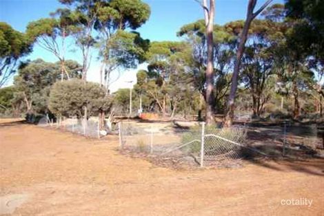 13 Overington St, Marvel Loch, WA 6426