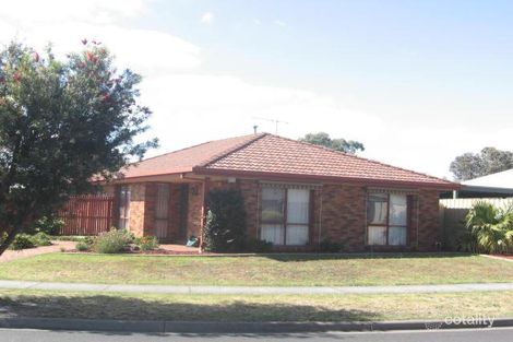 14 Carrington Cres, Carrum Downs, VIC 3201