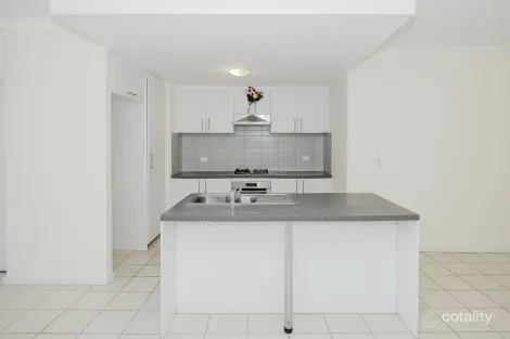 Property photo of 3/5 Eastleigh Loop Currambine WA 6028