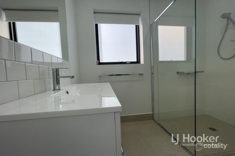 Property photo of 18/32-34 Everglade Street Yarrabilba QLD 4207