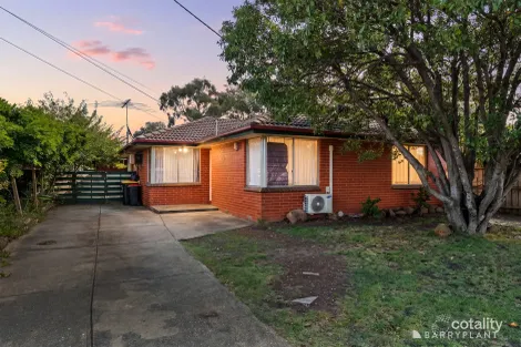 7 Waratah St, Melton South, VIC 3338
