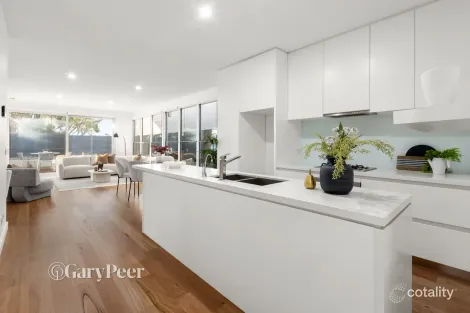 Property photo of 201/677 Glen Huntly Road Caulfield VIC 3162